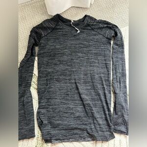 Lululemon women’s Black Striped Shirt